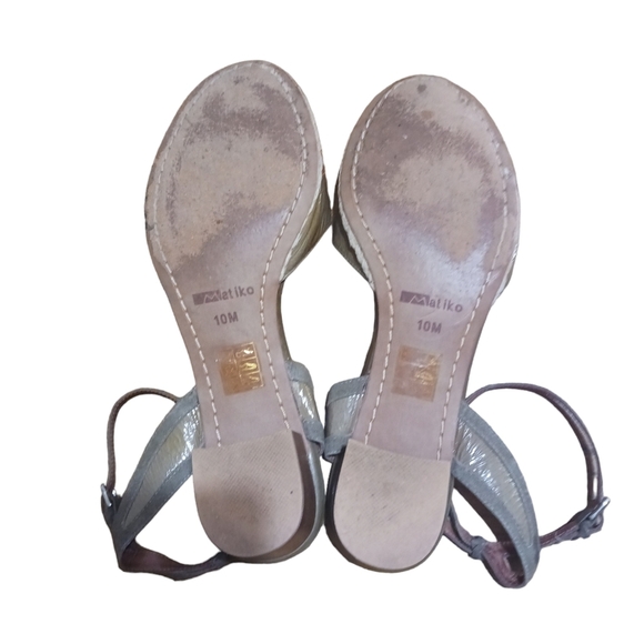 Green Patent Leather Block Heel Ankle Strap Sandal - Picture 9 of 10